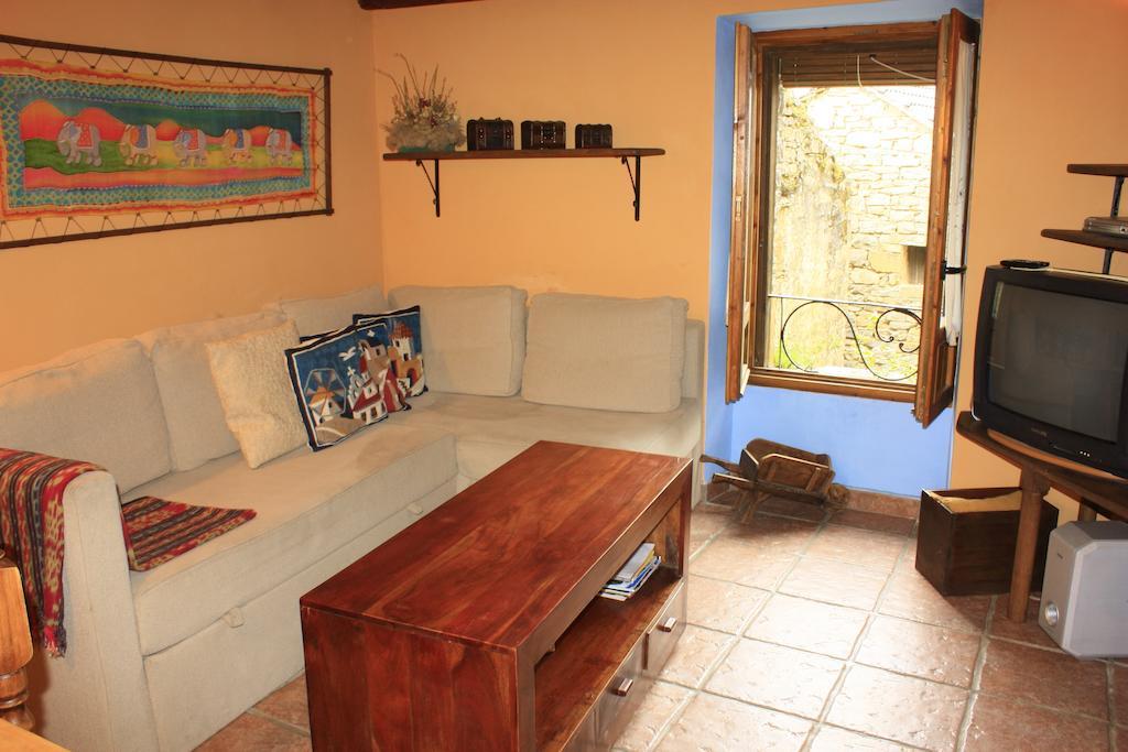 Casa Bestregui Guaso Zimmer foto