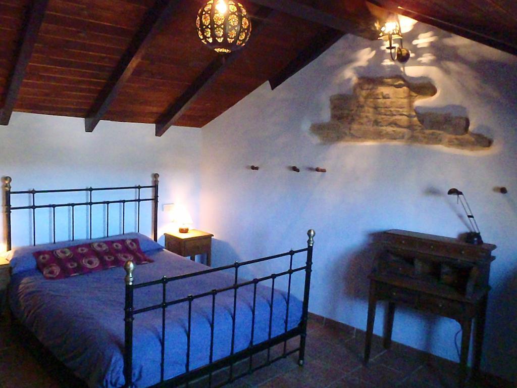 Casa Bestregui Guaso Zimmer foto